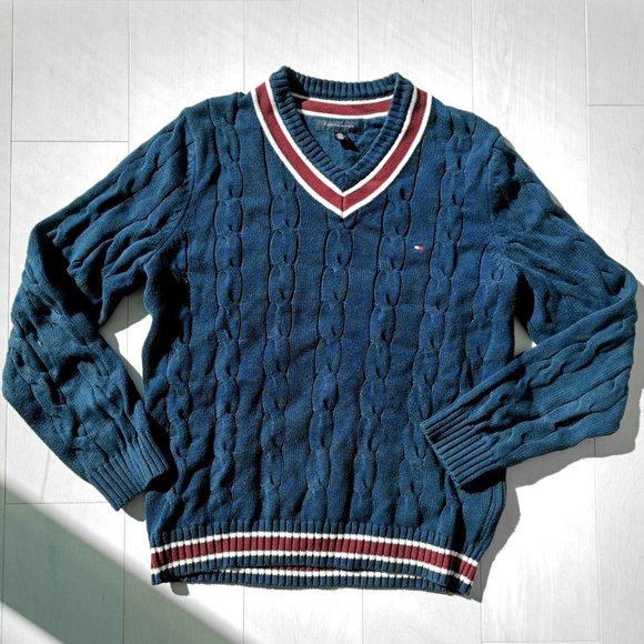 Tommy Hilfiger Other - Tommy Hilfiger cable knit v neck pullover sweater